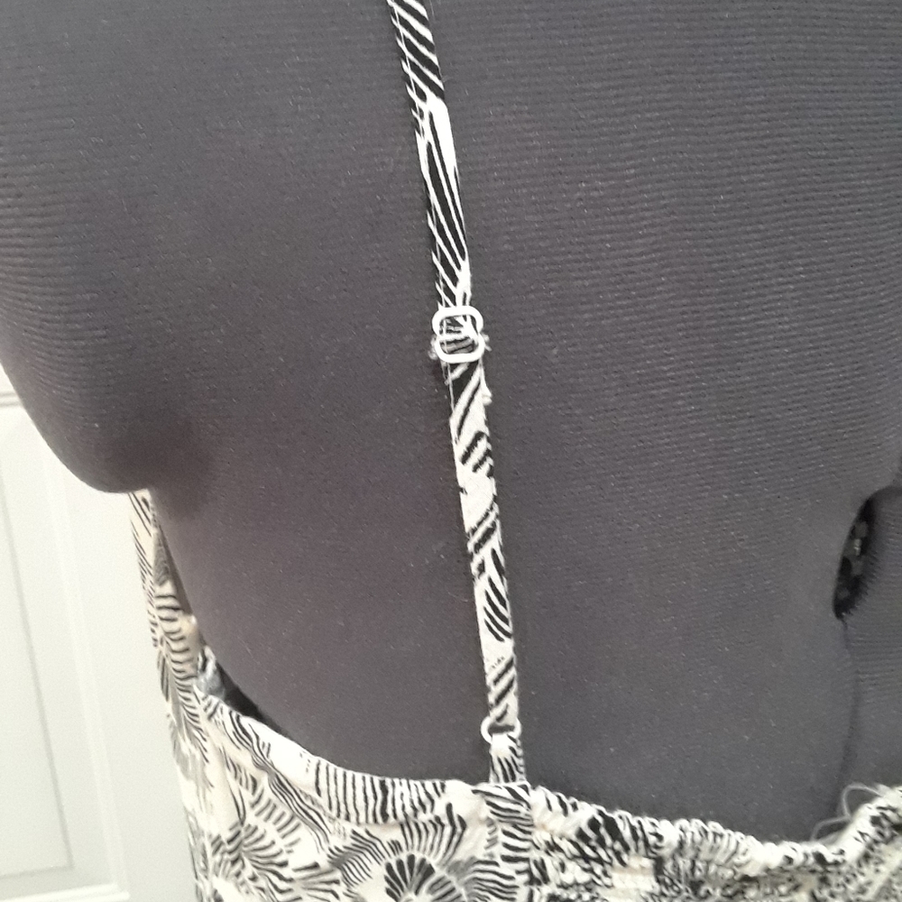 💕HP💕Old Navy Patterned Sun Dress - Picture 9 of 10
